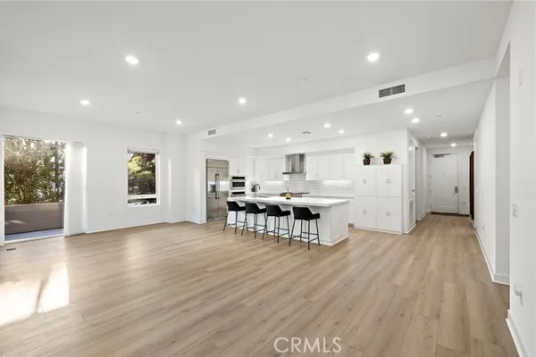 3101 RIVINGTON