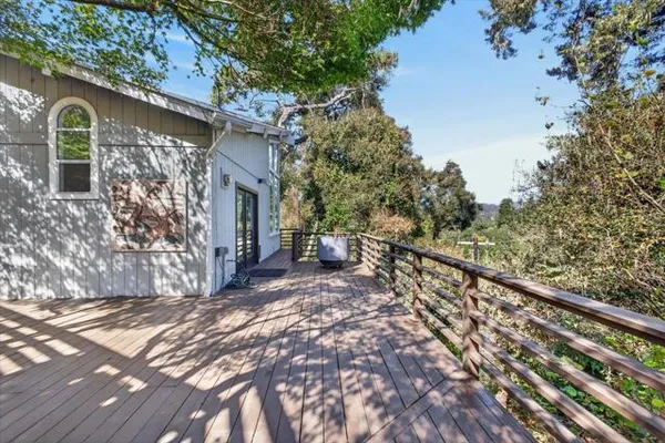 431 LOMA PRIETA DR