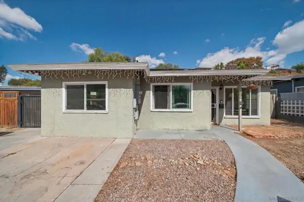 6220 STREAMVIEW DR
