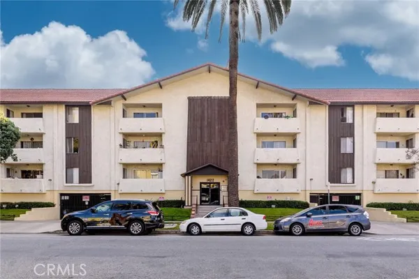 1422 ROCK GLEN AVE 203