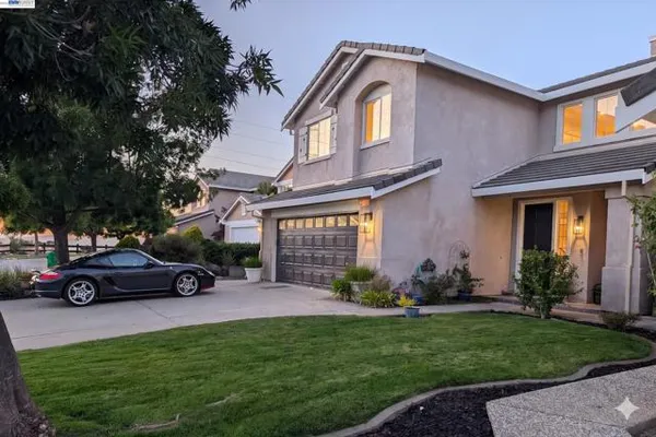 25768 SILVER CANYON CT