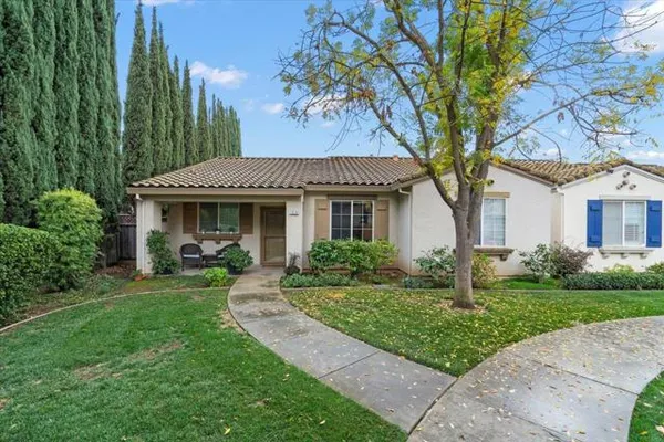 1316 WHITE OAK PL