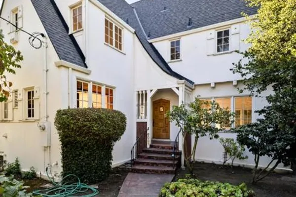 6007 ROCKRIDGE BLVD