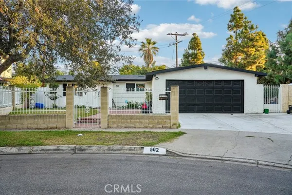 502 E WILSHIRE AVE