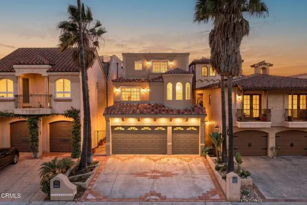 1045 MANDALAY BEACH RD
