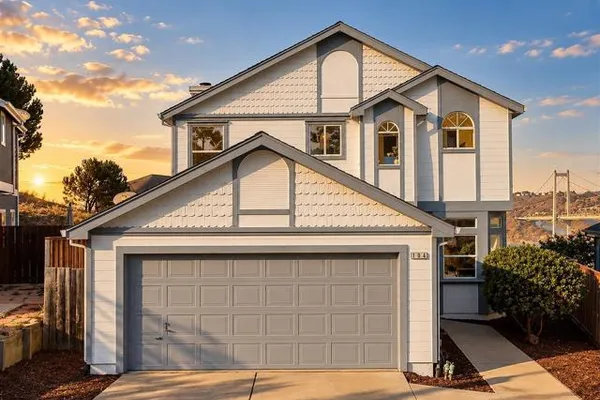 104 BRIDGEVIEW CT