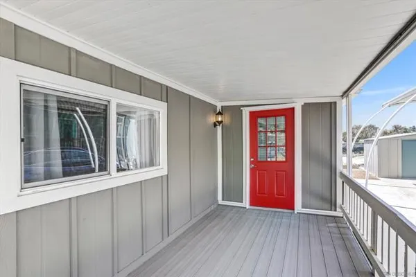 1815 SWEETWATER RD SPC 121