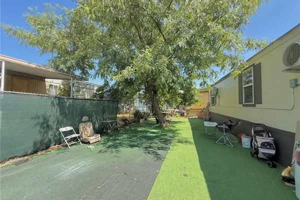 350 S WILLOW AVE SPC 28