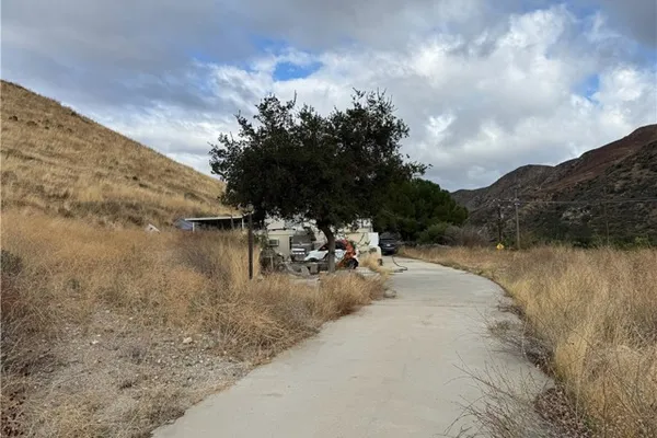 11561 SOLEDAD CYN