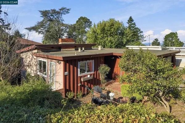 1388 GRIZZLY PEAK BLVD