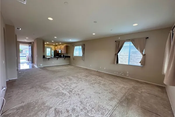 3127 W PENNY LN
