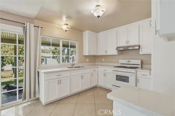 9229 DELANO DR