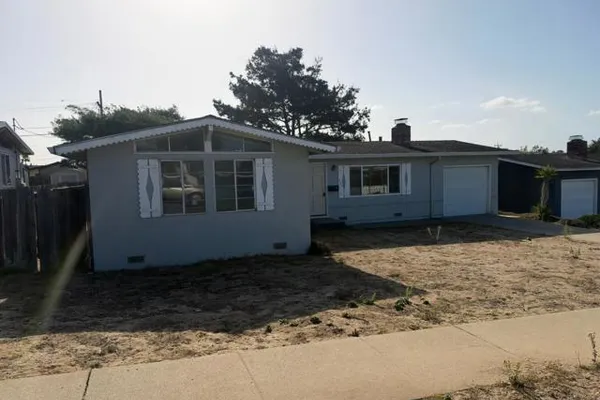 3184 VISTA DEL CAMINO