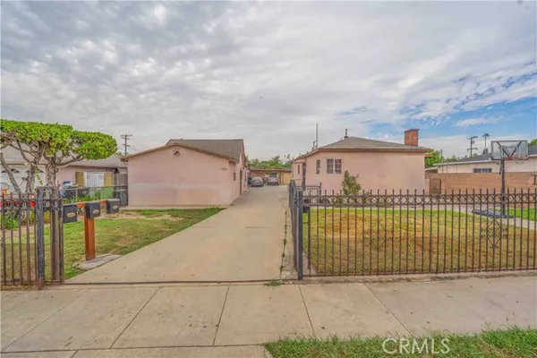 6631 EL SELINDA AVE
