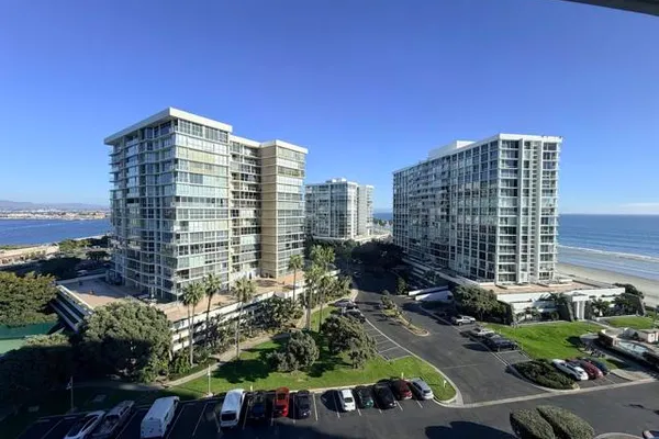 1730 AVENIDA DEL MUNDO 803