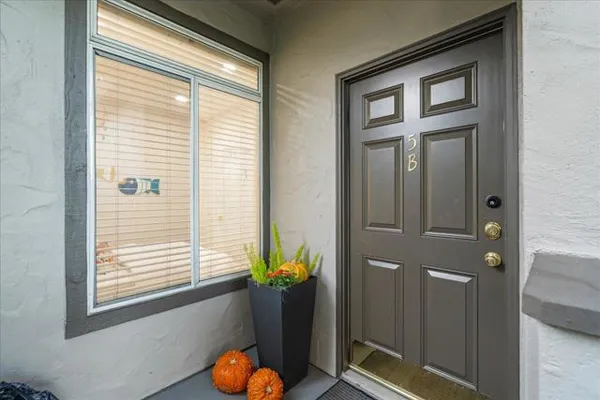 95 HOBSON ST 5B