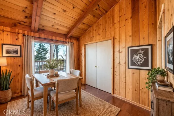272 MANZANITA DR