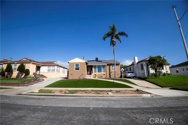 11642 RUTHELEN ST