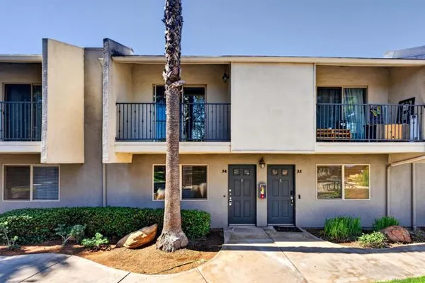 1045 PEACH AVE 34