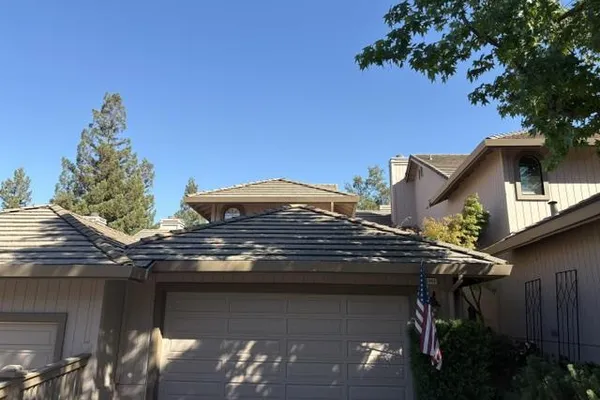 5940 JENNY LIND CT