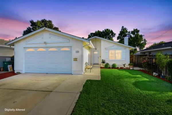 1582 STARLITE DR