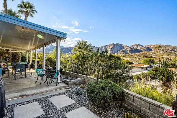 47 COUNTRY CLUB DR