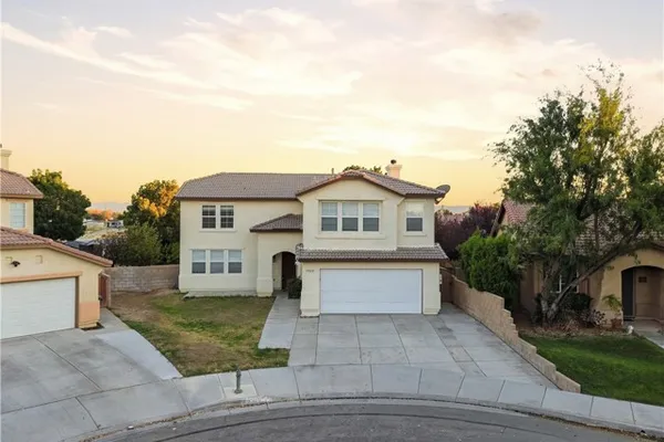 1222 VALIANT ST