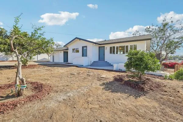 1477 MONTGOMERY DR