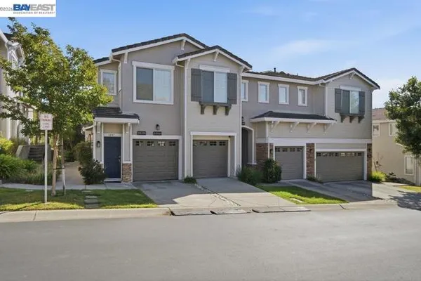 23139 CANYON TERRACE DR