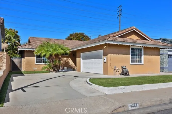 4641 SHARON DR