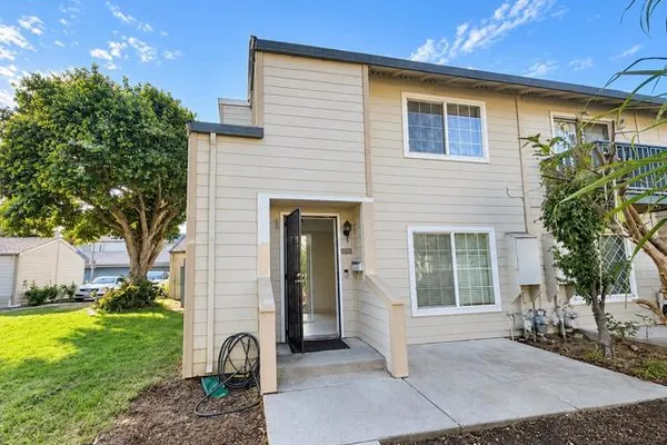 4208 APOLLO CIR