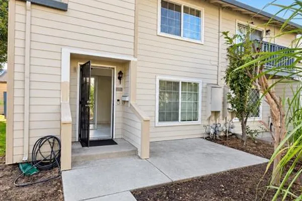 4208 APOLLO CIR