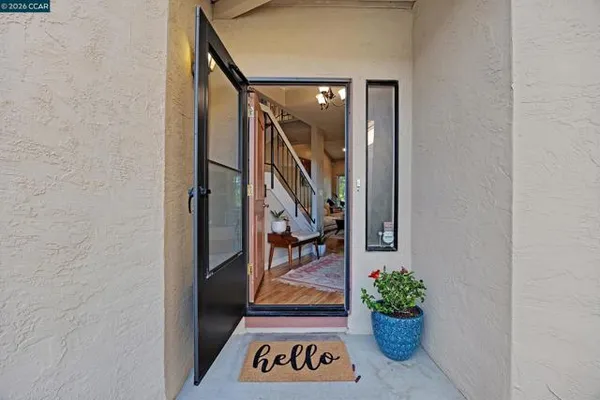 35 SAPPHIRE CT