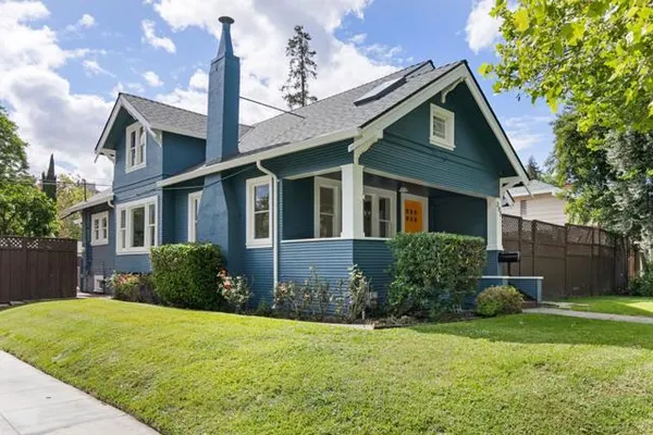 395 S 13TH ST