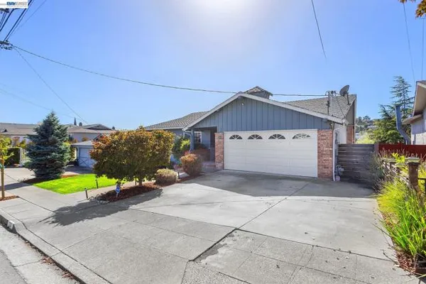 2783 JENNIFER DR