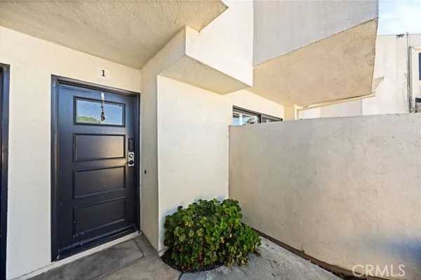 13104 GLEN CT 1