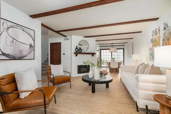 8654 VILLA LA JOLLA DR 5