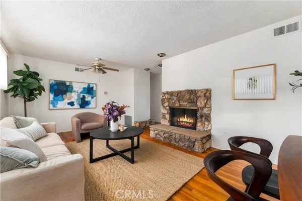 1341 GRIFFITH ST