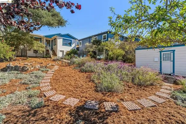 722 AVILA PL