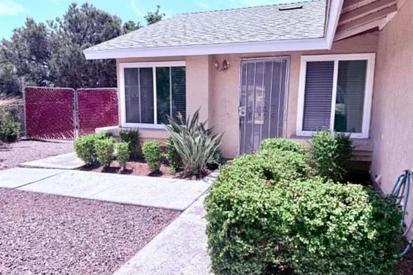 1270 VALENCIA PKWY