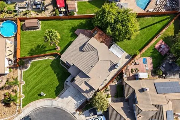 2413 SANTA CRUZ CT