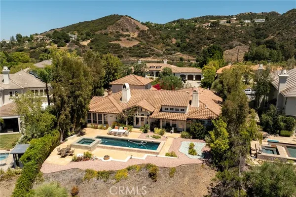 3315 VIA VERDE CT