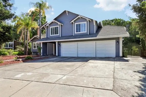 6421 ROLLING MEADOW CT