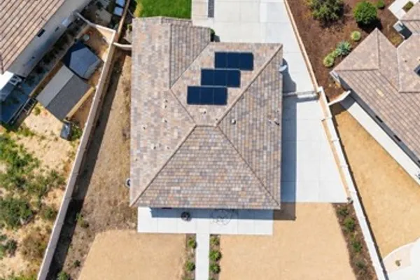 8012 ROOSTER CT