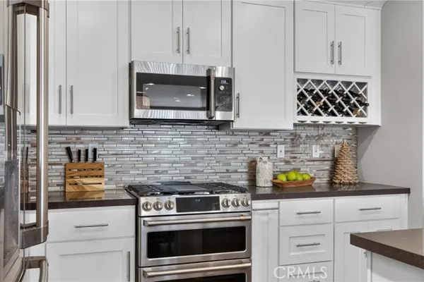 111 S DE LACEY AVE 306