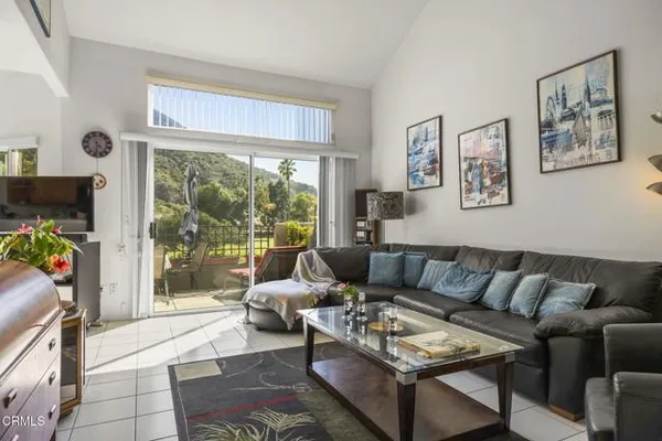 6272 PASEO ENCANTADA