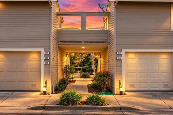 314 BOATSWAIN CT