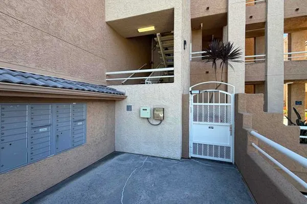 3969 MAHAILA AVE 106