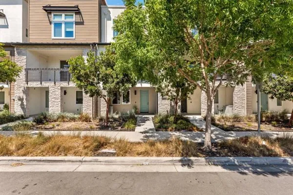 5699 EL DORADO LN