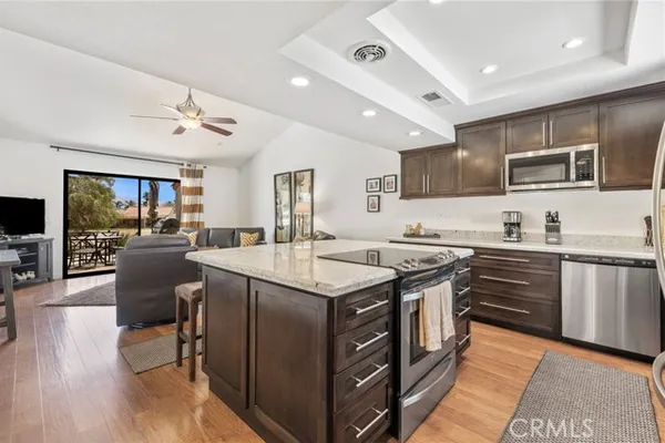 40514 BAY HILL WAY